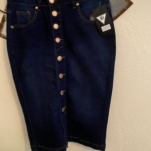 Denim skirt XS NWT